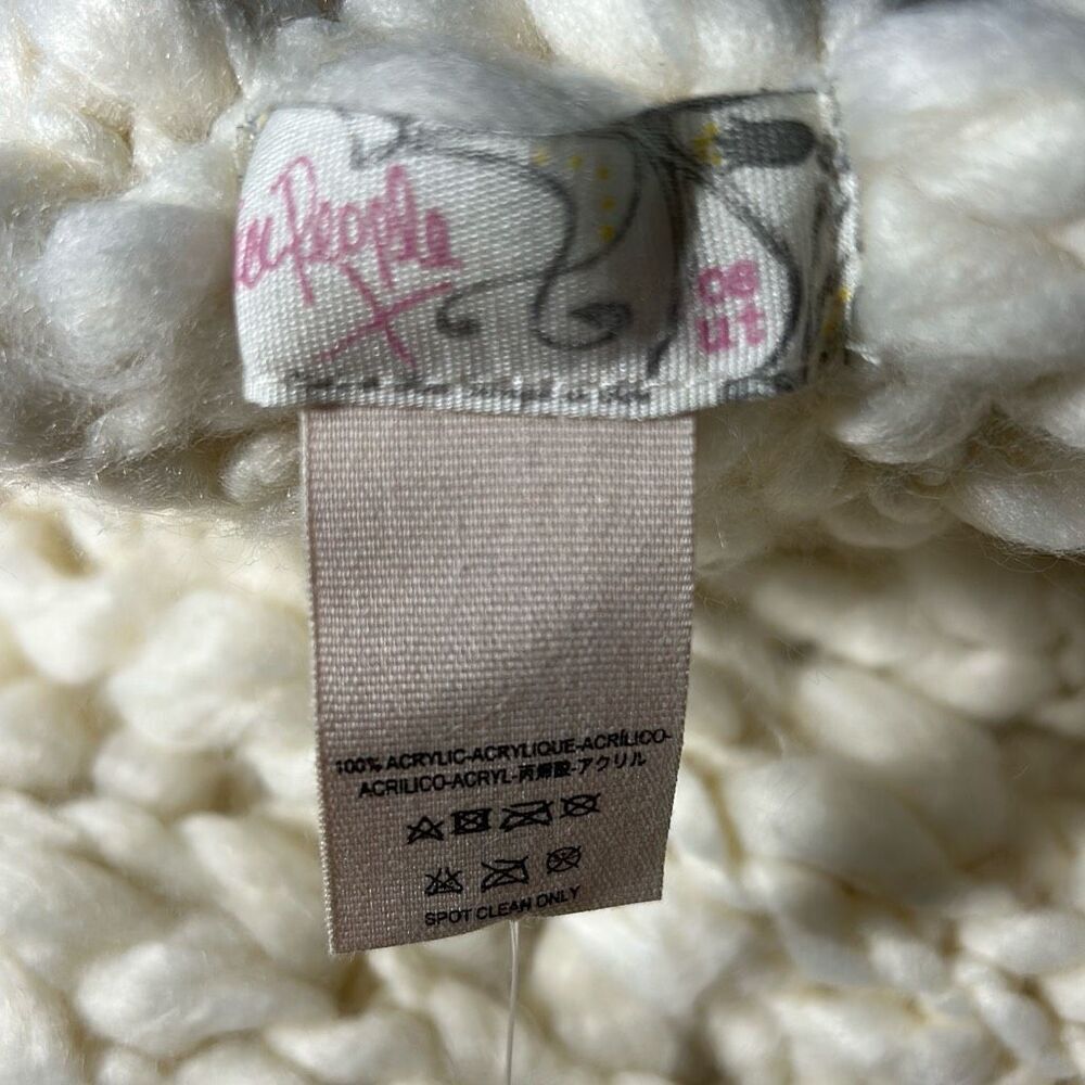 Free People Chunky Infinity Scarf Ivory Acrylic Bulky - Picture 5 of 5